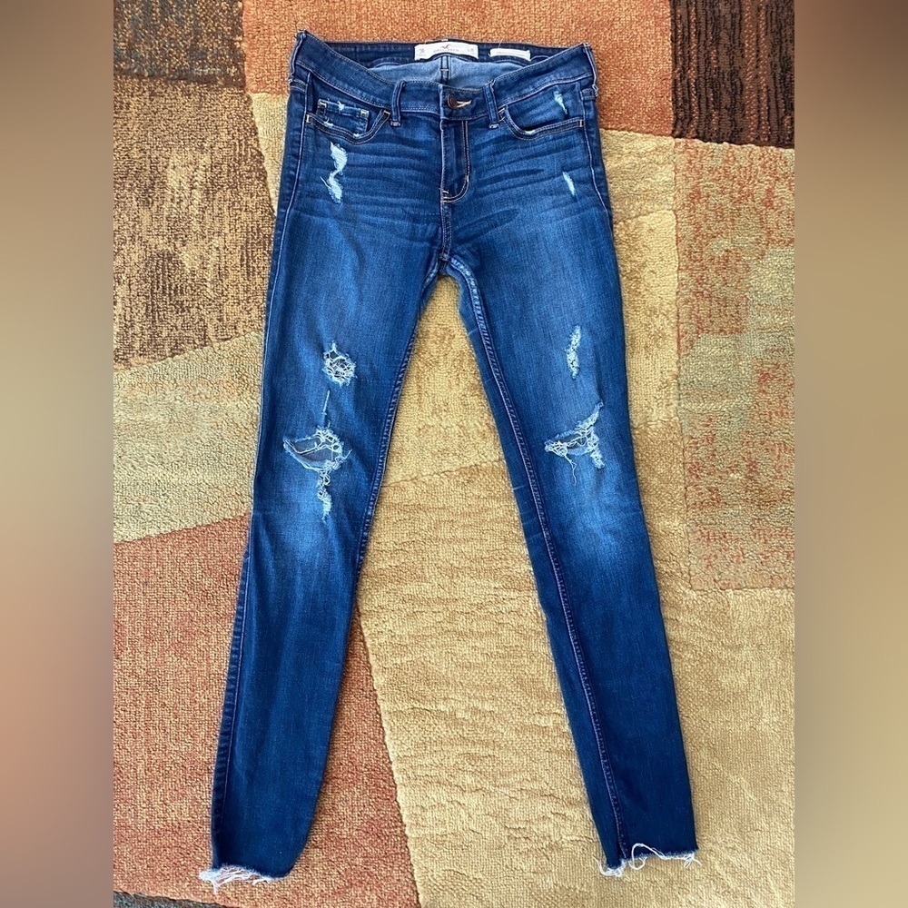 Hollister Distressed Low Rise Super Skinny Jeans